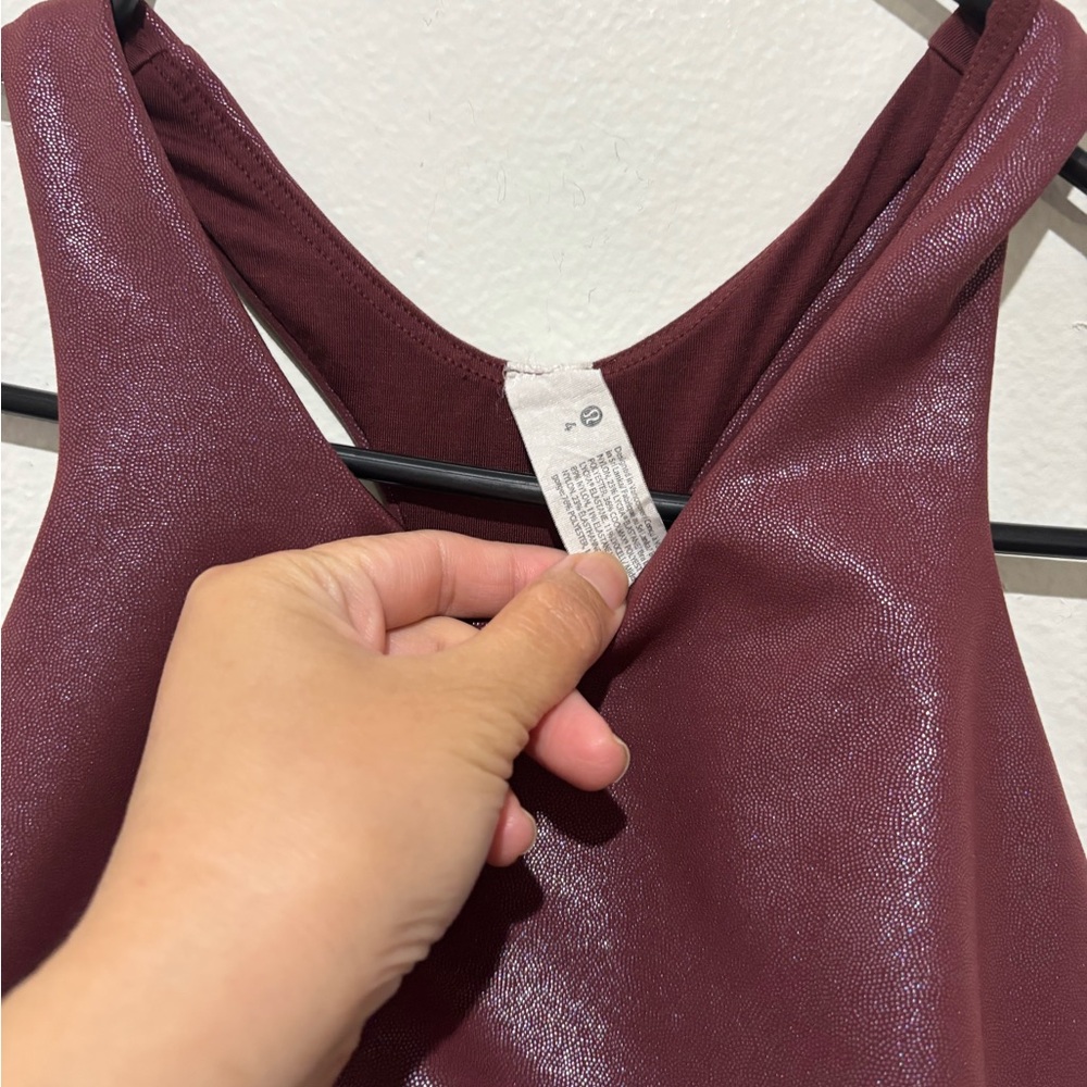 Lululemon burgundy/magenta foil sports bra size 4 - Picture 3 of 3